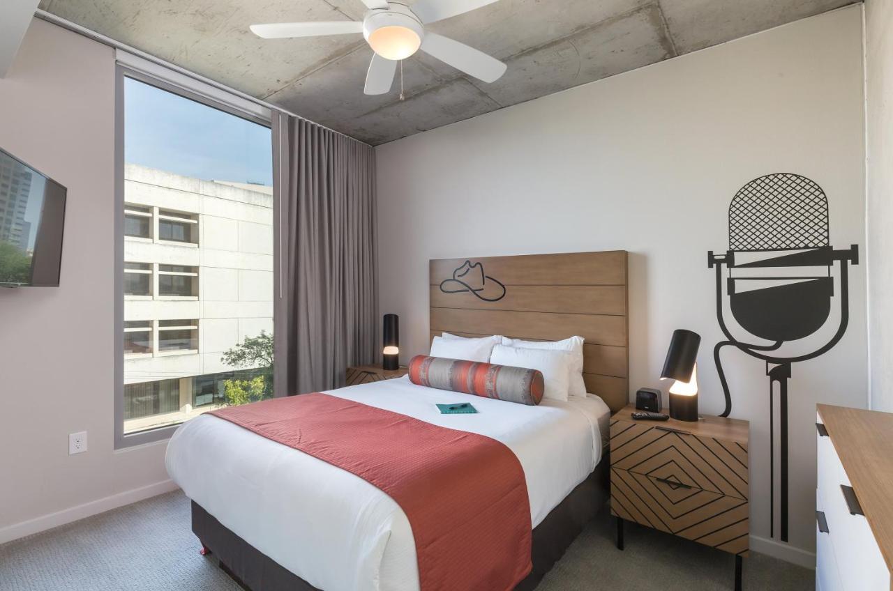 Hotel Club Wyndham Austin Exterior foto