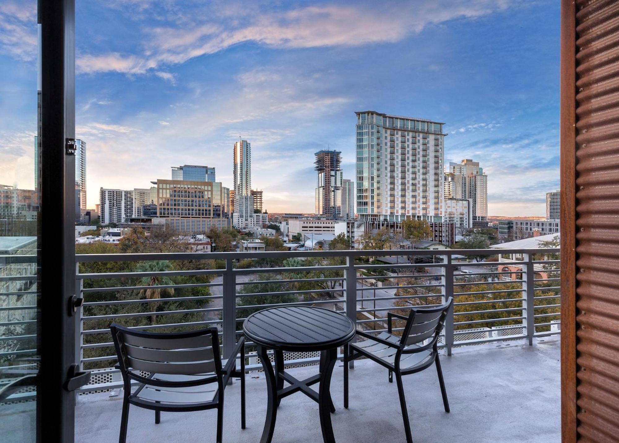 Hotel Club Wyndham Austin Exterior foto